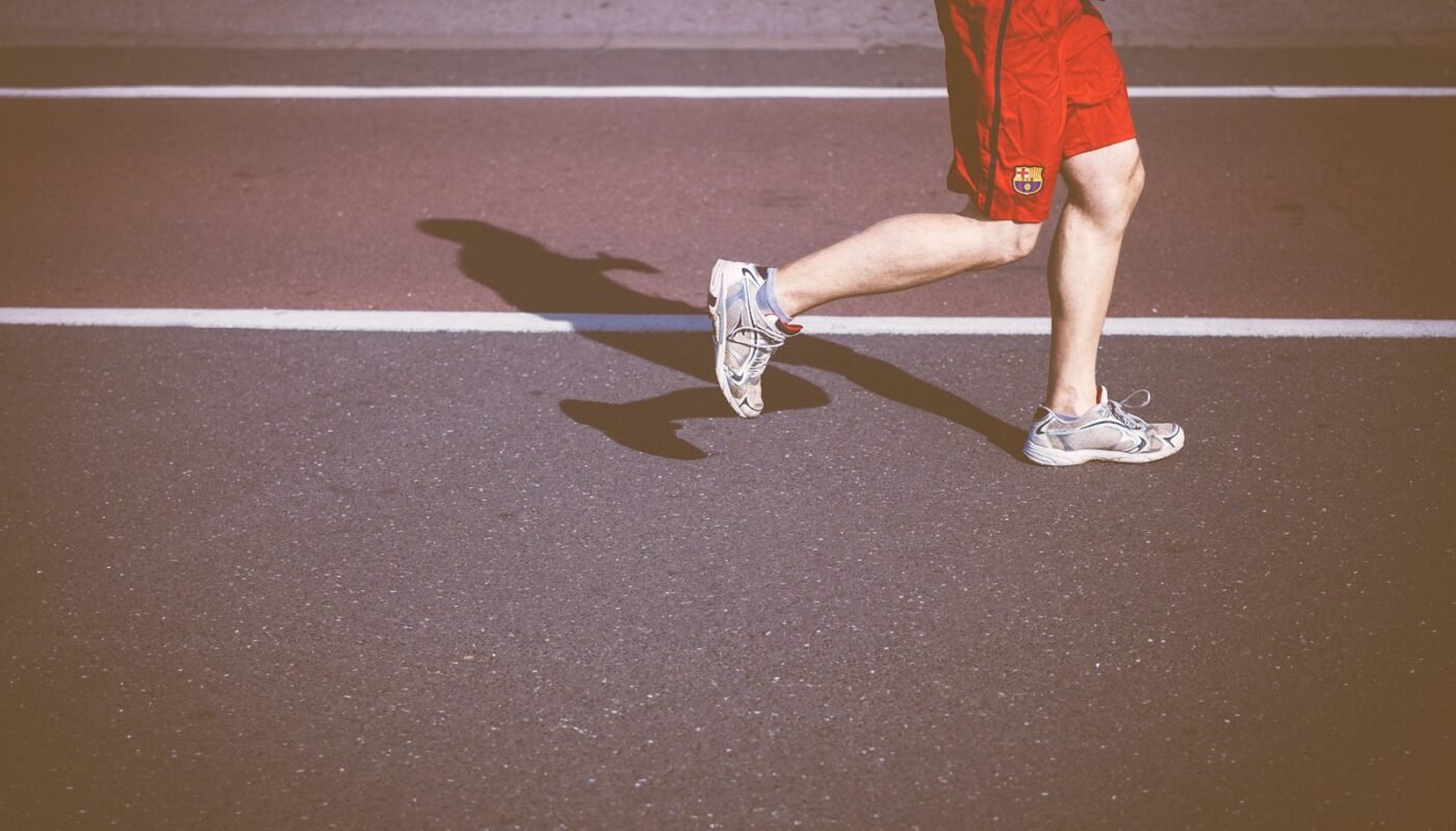 Green Calm Vibes apj4nsemkzk-1400x800 Tread-and-Tone Workouts: A Fun Way to Reduce Anxiety & Build Strength  