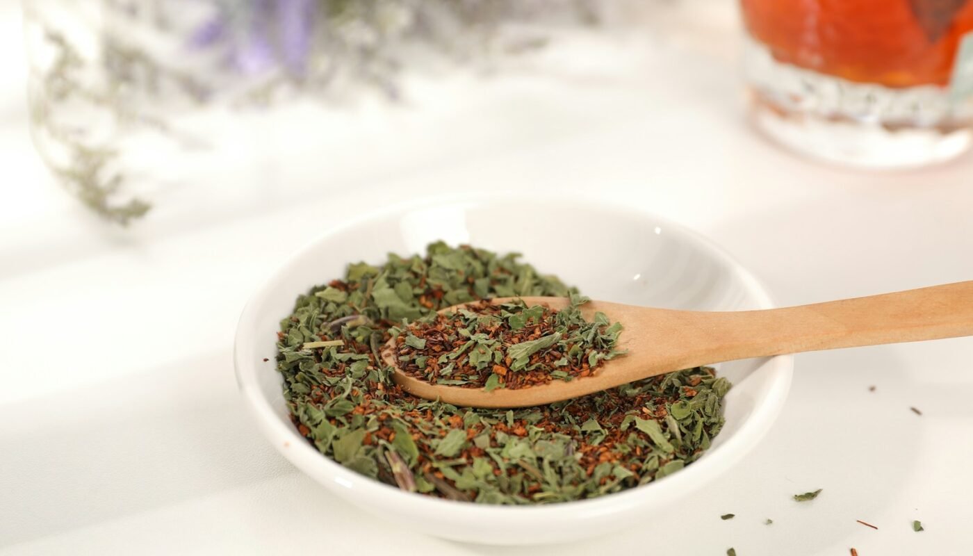 Green Calm Vibes run98vc24li-1400x800 Healing Herbs from Your Kitchen: Turmeric, Ginger & More for Gut-Mental Wellness