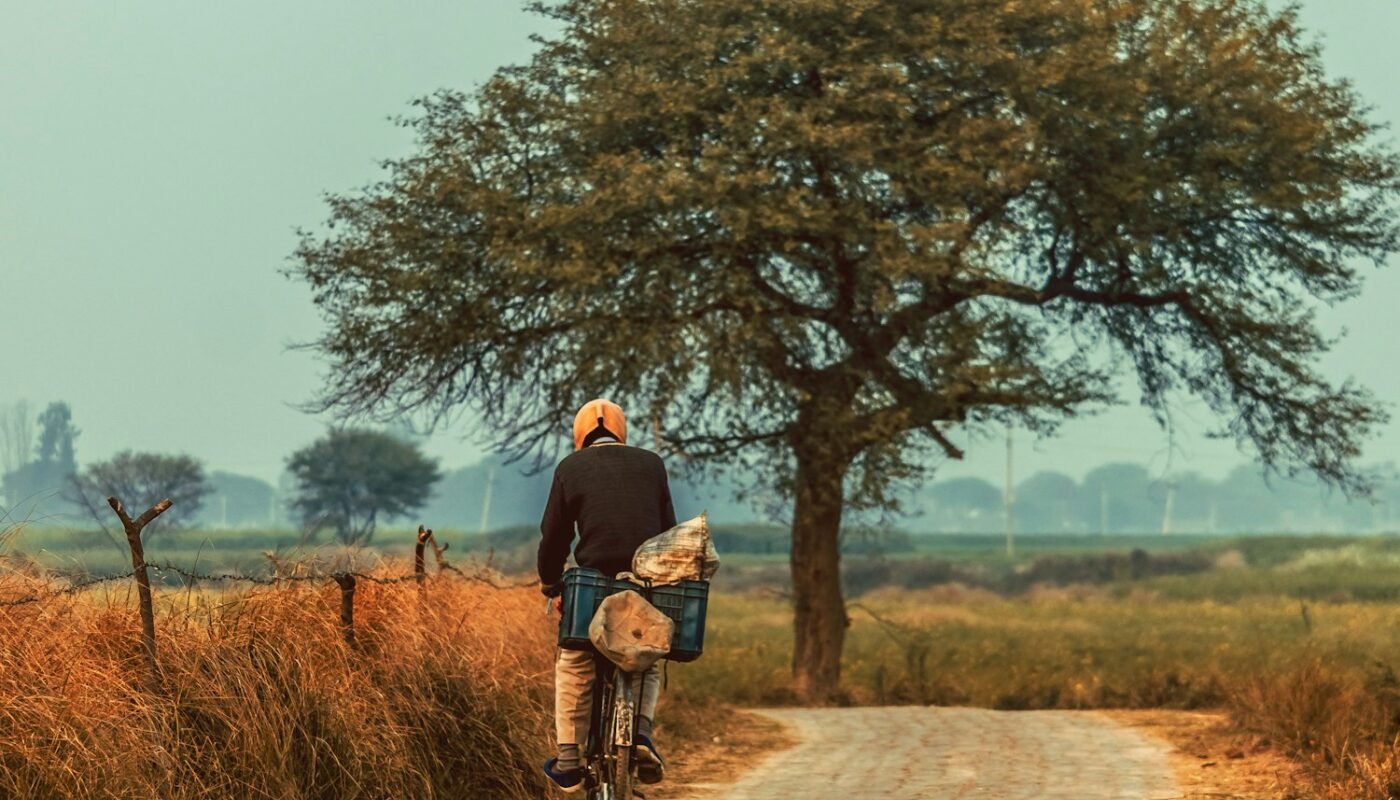 Green Calm Vibes xogqfz3ytie-1400x800 Eco-Living Travel: Smart Sustainable Hacks for Conscious Trips